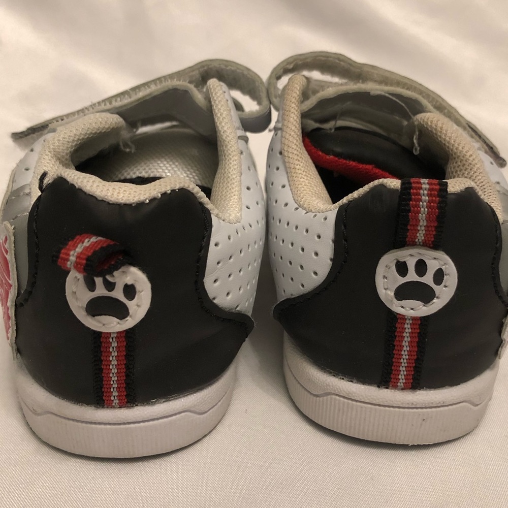 Shoes - Picture 3 of 4